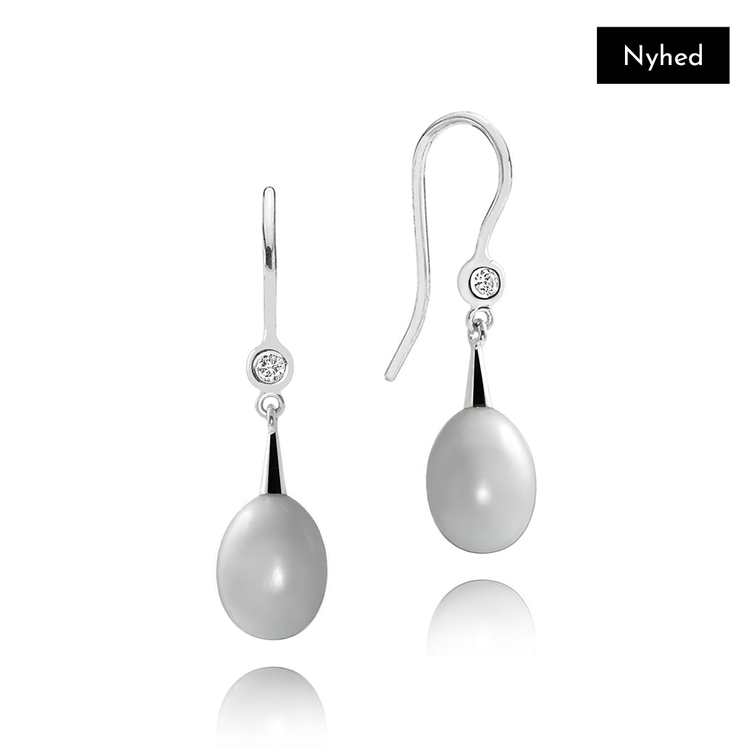 NOVA DIAMOND EARRINGS WITH GREY PEARLS