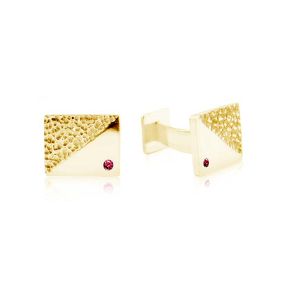 MOUNTAIN CUFFLINKS WITH RED RUBY