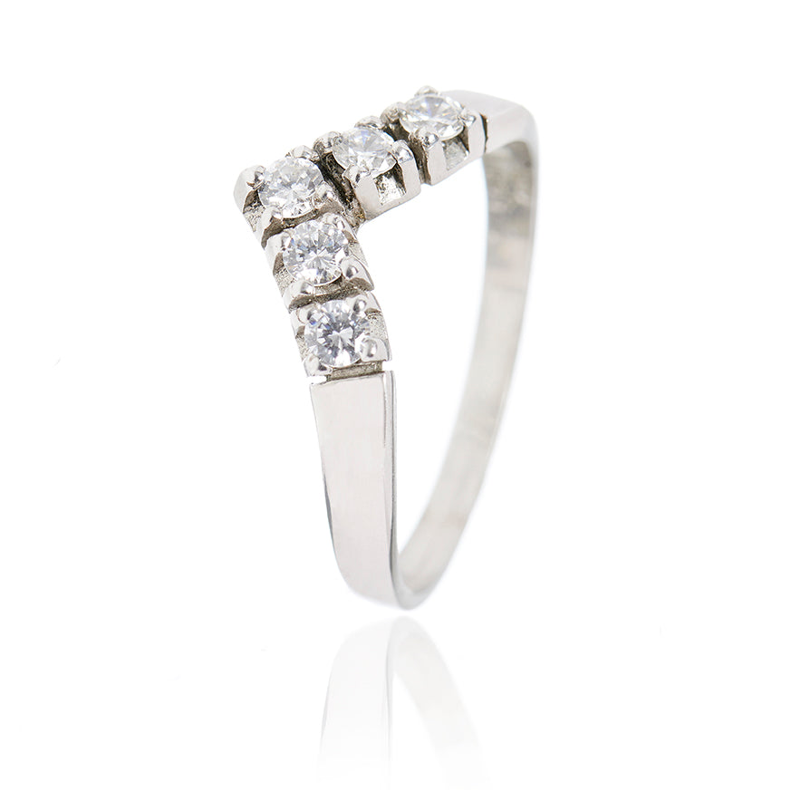 ARROW ETERNITY RING 0.02 CT.